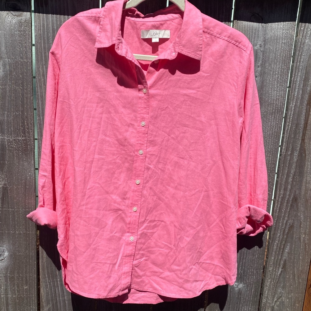 Loft linen blend women’s L pink button down shirt
